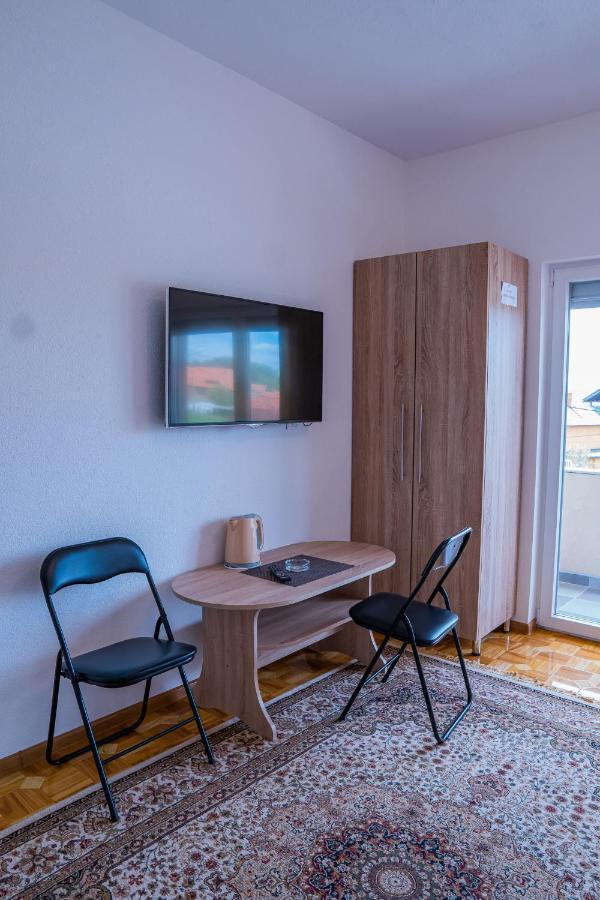 Apartmani Hadzic Zivinice Dış mekan fotoğraf